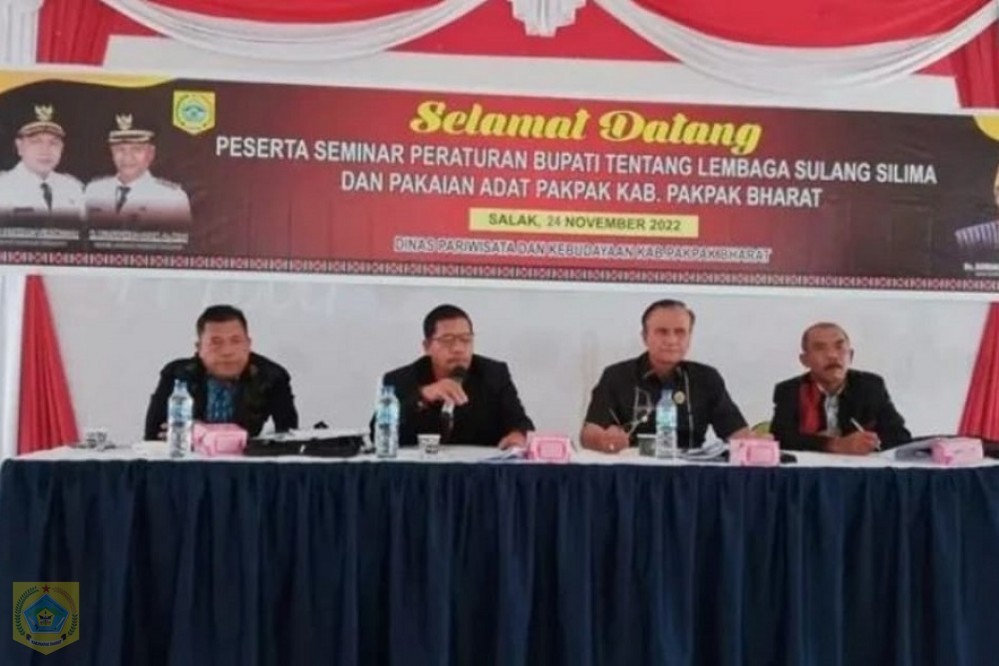 Dinas Pariwisata dan Kebudayaan Kabupaten Pakpak Bharat menggelar seminar sehari di Gedung Serba Guna, Salak.