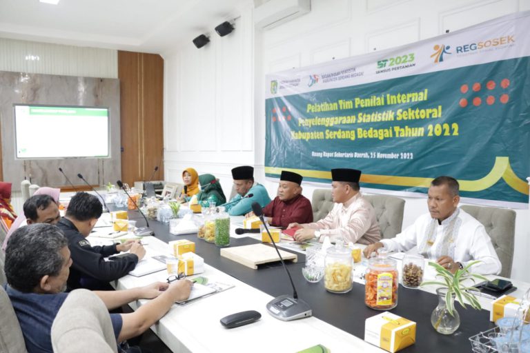 Pelatihan Tim Penilai Internal Penyelenggaraan Statistik Sektoral Kabupaten Sergai Tahun 2022 dilaksanakan di ruang kerja Sekda Kabupaten Sergai, Kompleks Kantor Bupati Sergai, Sei Rampah.