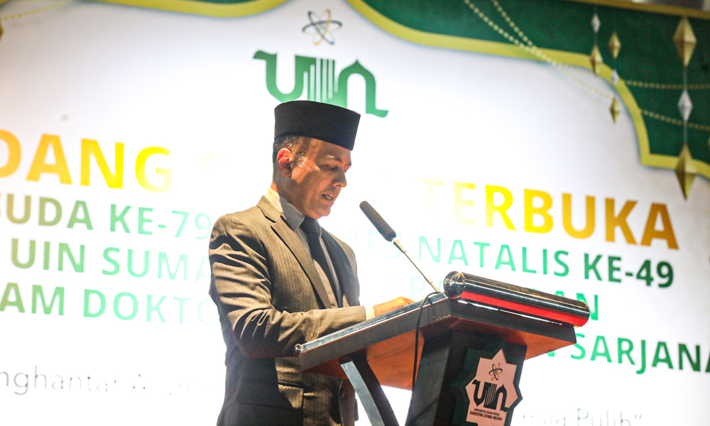 Wakil Gubernur Sumut Musa Rajekshah saat memberikan motivasi dalam Wisuda ke-79 UINSU di Gedung Serbaguna Pemprov Sumut, Jalan Williem Iskandar, Nomor 9, Kabupaten Deliserdang.