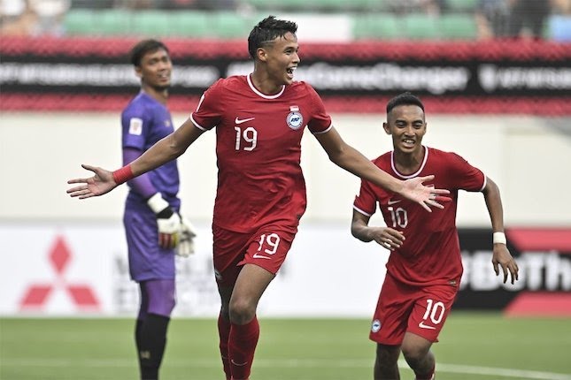 Selebrasi penyerang Singapura, Ilhan Fandi saat menjebol gawang Myanmar dalam lanjutan Grup B Piala AFF 2022.