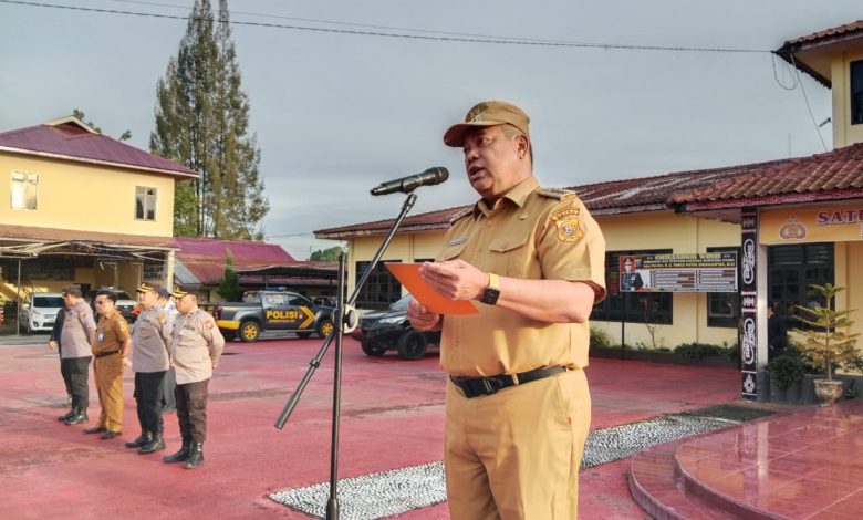 Pemkab Dairi bersama Polres Dairi mengadakan apel korvey Bersama F1 Power Boat, di Mako Polres Dairi.