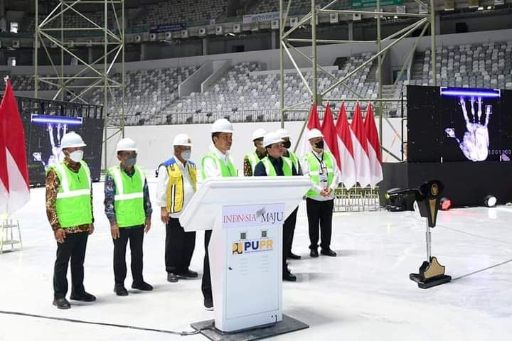 Presiden RI Jokowi melakukan cek kesiapan IMS di Gelora Bung Karno, Jakarta.