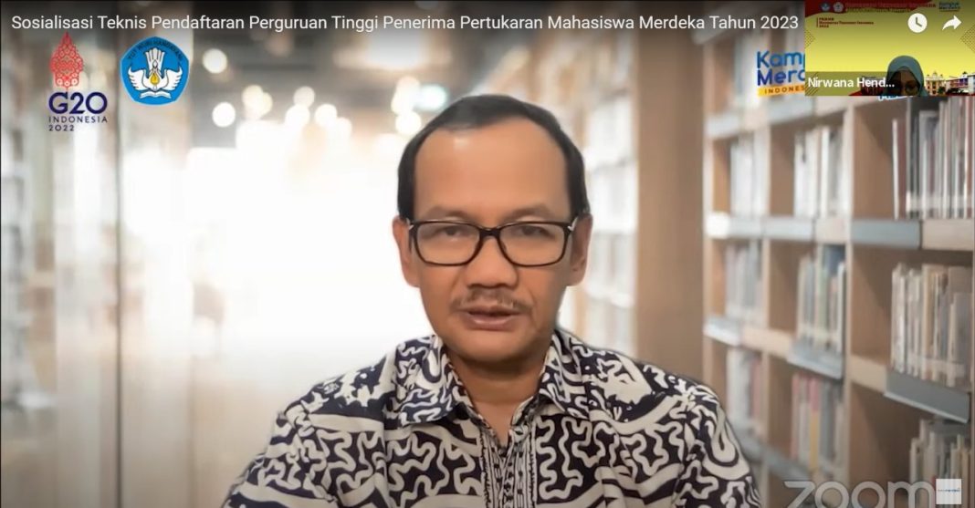 Sosialisasi teknis pendaftaran bagi calon perguruan tinggi penerima PMM 3 yang diselenggarakan secara daring bagi PT Regional Indonesia Barat, melalui kanal Youtube Pertukaran Mahasiswa Merdeka.