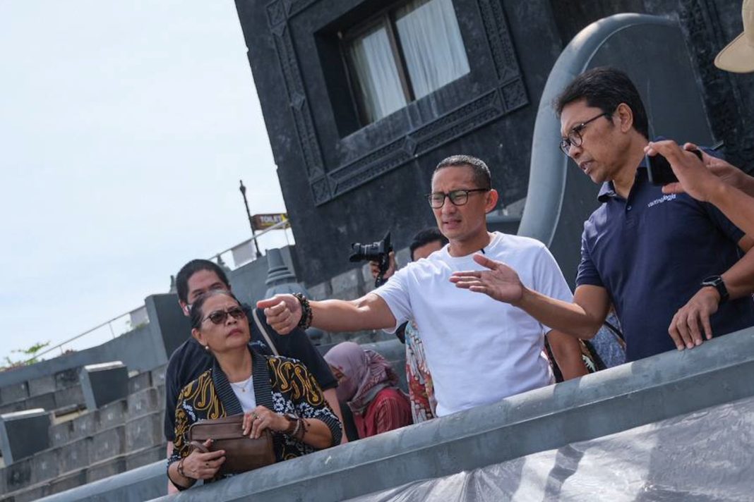 Menparekraf Sandiaga Salahudin Uno usai meninjau langsung kesiapan dan infrastruktur yang ada di Jogja Expo Centre sebagai penyelenggaraan agenda Travex ATF dan Candi Prambanan sebagai lokasi Opening Ceremony of Asean Tourism Forum 2023.