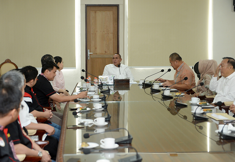 Gubernur Sumut Edy Rahmayadi menerima audiensi dengan pengurus FOBI Sumut di Kantor Gubernur Sumut, Jalan Pangeran Diponegoro, Nomor 30 Medan.