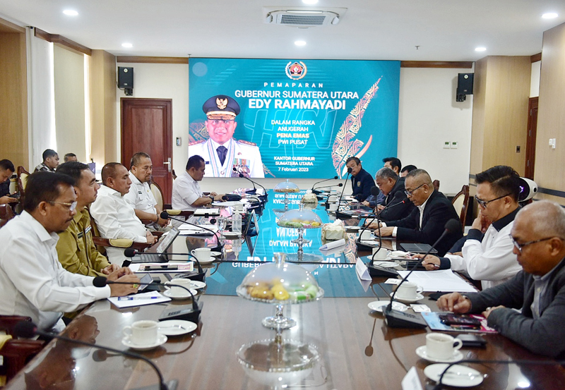 Gubernur Sumut Edy Rahmayadi didampingi lainnya saat diuji panelis dari PWI di Ruang Rapat Lantai 10, Kantor Gubernur Sumut, Jalan Pangeran Diponegoro Medan.