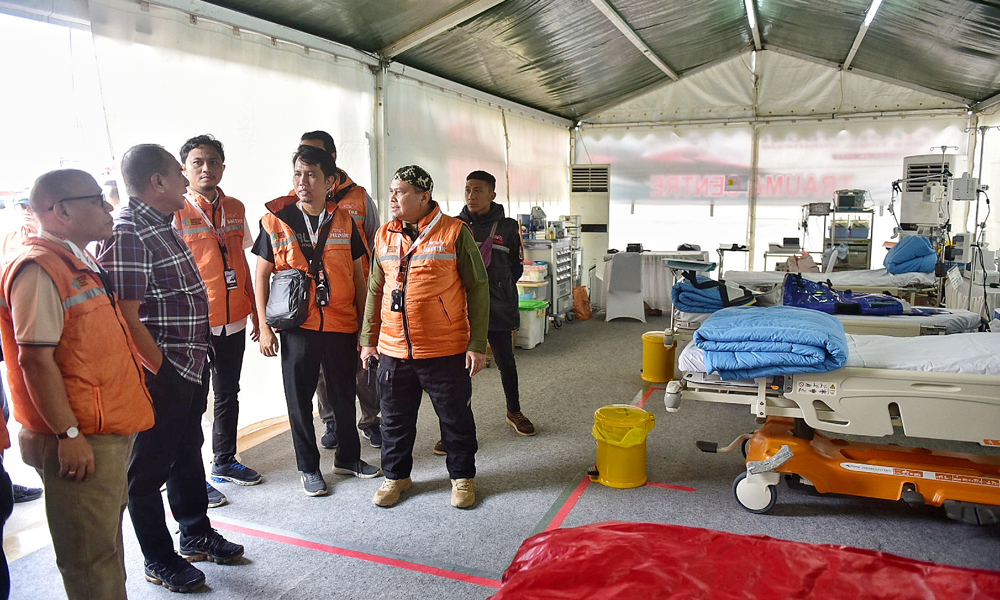 Gubernur Sumut Edy Rahmayadi usai meninjau trauma centre F1H2O Danau Toba.