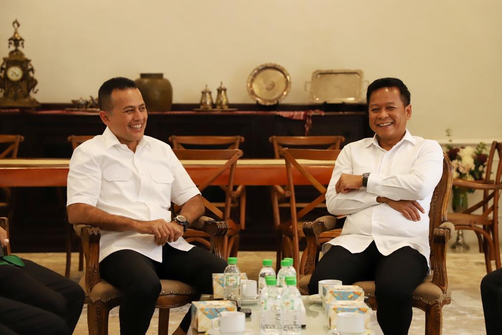 Rektor USU Muryanto Amin bersama Wakil Gubernur Sumut Musa Rajekshah di Medan.