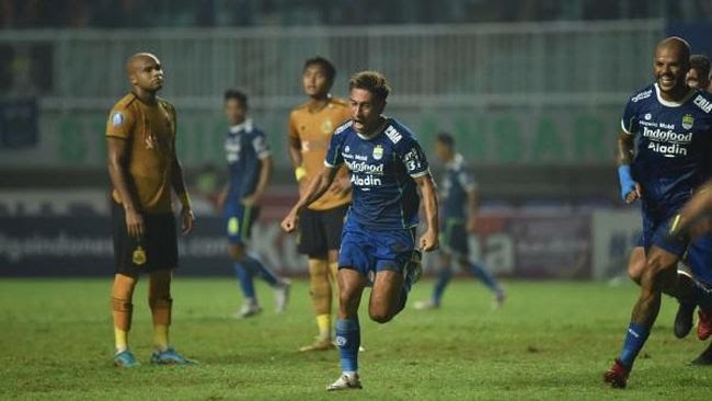 Daisuke Sato saat laga Persib melawan Bhayangkara FC.