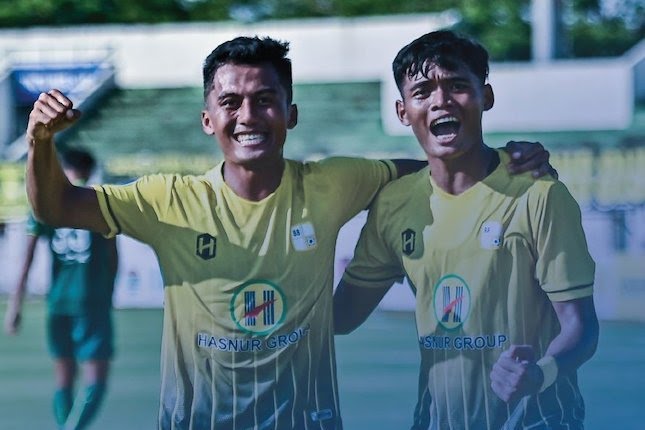 Pemain Barito Putera merayakan gol Yuswanto ke gawang Persebaya Surabaya di pekan ke-29 BRI Liga 1 2022/2023 di Stadion Demang Lehman.