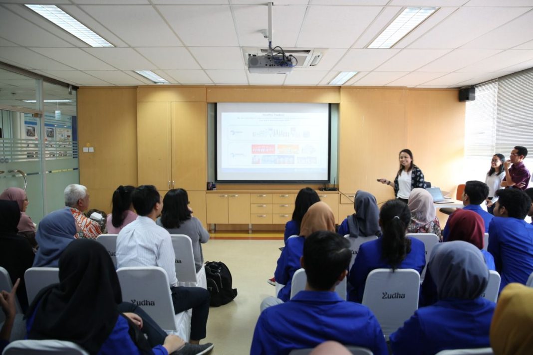 Kunjungan industri program studi Teknik Logistik, Universitas Pertamina.