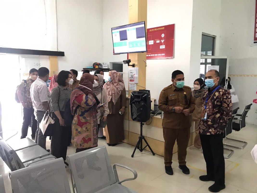 RSUP H Adam Malik melakukan visitasi pengampuan layanan prioritas Kemenkes RI ke lokasi 38 RSUD di wilayah Provinsi Sumut dan Provinsi Aceh sejak Februari 2023.