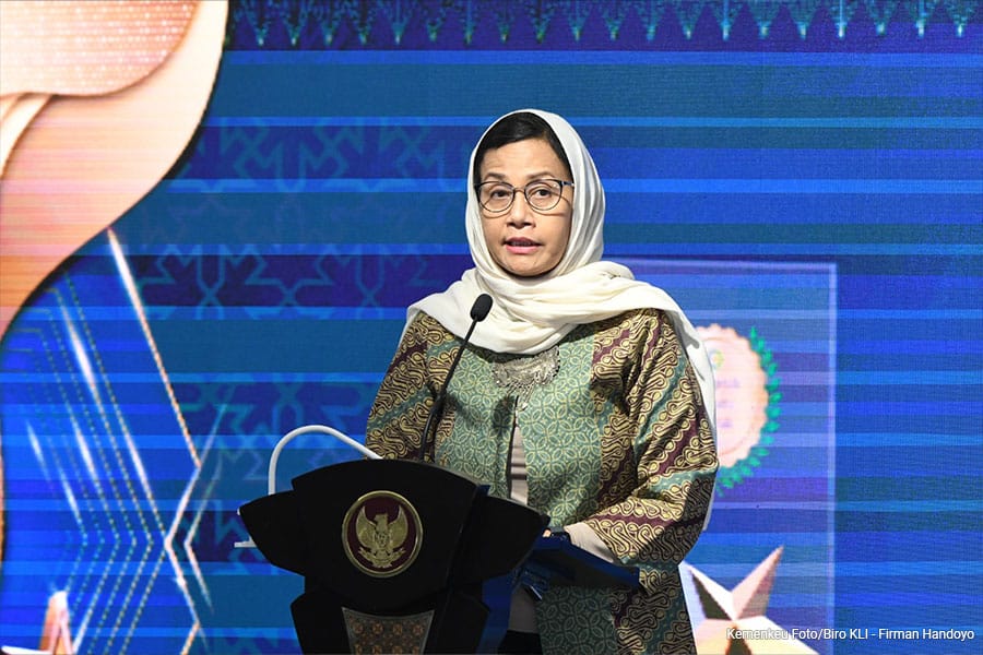 Menkeu RI Sri Mulyani Indrawati usai acara Anugerah Adinata Syariah 2023 yang diselenggarakan KNEKS, di Jakarta, Jumat (26/5/2023). (Dok/Kemenkeu RI)