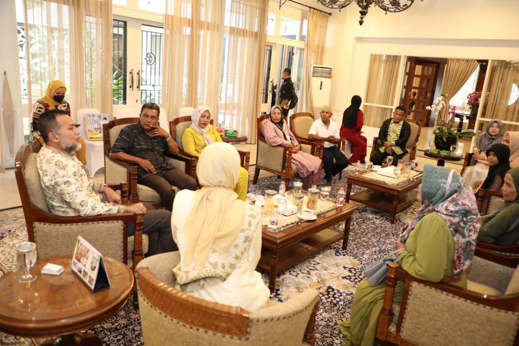 Wakil Gubernur Sumut Musa Rajekshah menghadiri acara Halalbihalal DPP Kamus Indonesia di Grand Central Premier Hotel Medan.