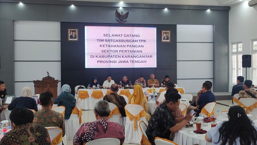Satgassus Pencegahan Korupsi Polri melaksanakan pemantauan distribusi pupuk subsidi dan bantuan alat dan mesin pertanian di Kabupaten Karanganyar, Jawa Tengah, Selasa-Jumat (6-9/6/2023). (Dok/Humas Polri)