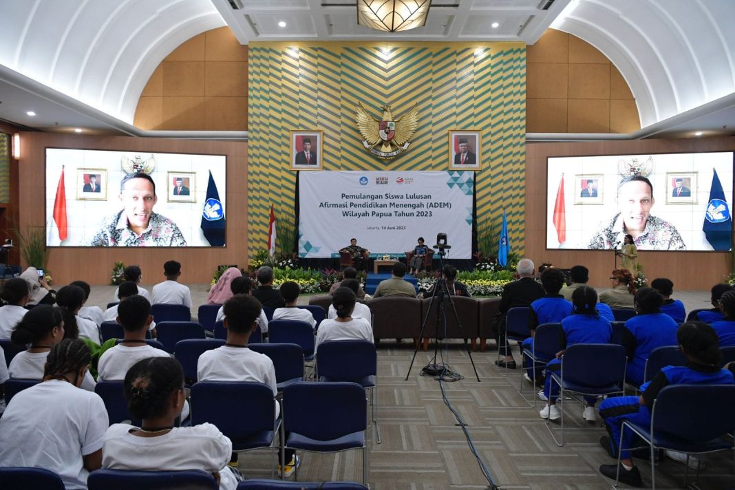 Acara Pemulangan Siswa-siswi ADEM Wilayah Papua di Jakarta, Rabu (14/6/2023). (Dok/Kemendikbudristek RI)