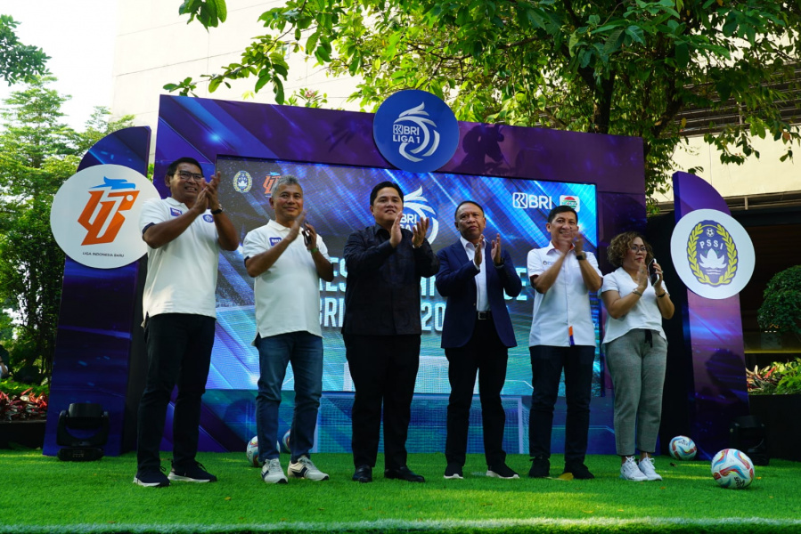 BRI kembali menjadi sponsor resmi Liga 1 2023/2024 setelah diumumkan pada acara konferensi pers yang berlangsung di Jakarta, Senin (26/6/2203). (Dok/PSSI)