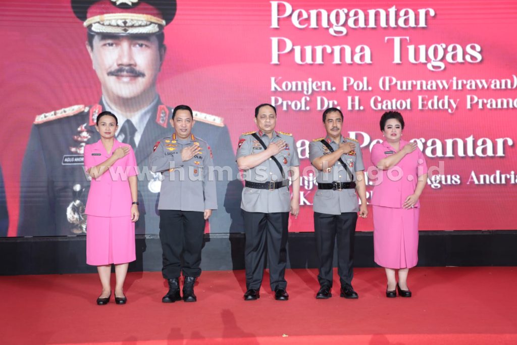 Polri mengadakan acara pisah sambut untuk Komjen Pol Gatot Eddy Pramono, yang sebelumnya menjabat sebagai Wakapolri. Acara tersebut berlangsung di STIK PTIK Lemdiklat Polri, Kebayoran Baru, Jakarta Selatan, Senin (3/7/2023). (Dok/Humas Polri)