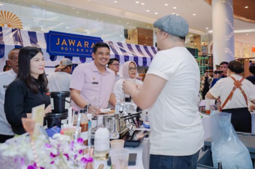 Wali Kota Medan Bobby Nasution saat hadir dalam Opening Ceremony Kopi Fest Indonesia 2023 di Lobby Atrium Sun Plaza Medan, Rabu (5/7/2023). (Dok/Kominfo Medan)