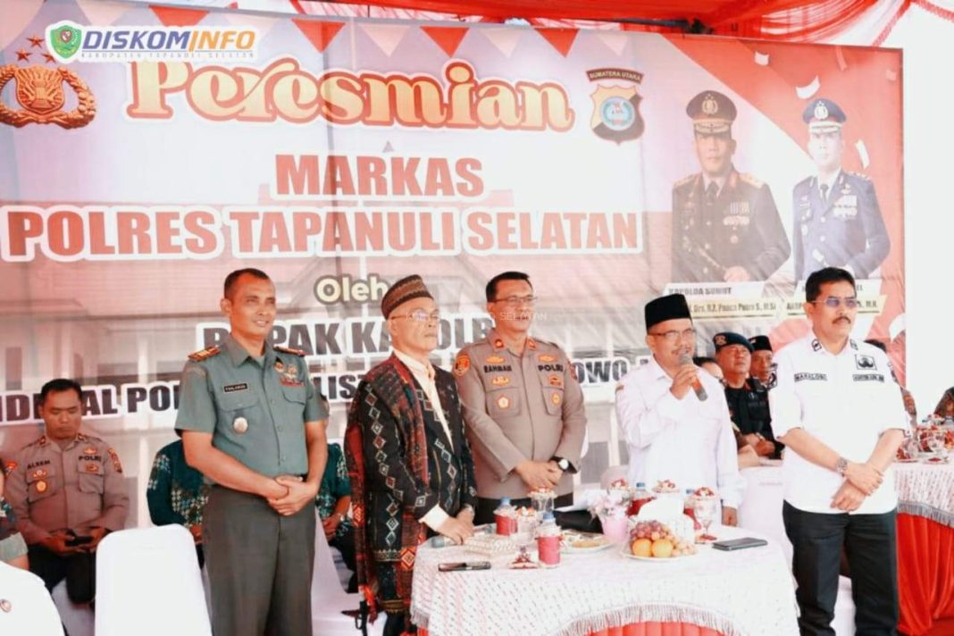 Bupati Tapanuli Selatan H Dolly Pasaribu SPt MM menghadiri peresmian RS Bhayangkara Tk II Mas Kadiran Medan dan Markas Polres Tapanuli Selatan bersama Kapolri Jenderal Polisi Drs Listyo Sigit Prabowo MSi di Medan, Rabu (5/7/2023). (Dok/Kominfo Tapsel)