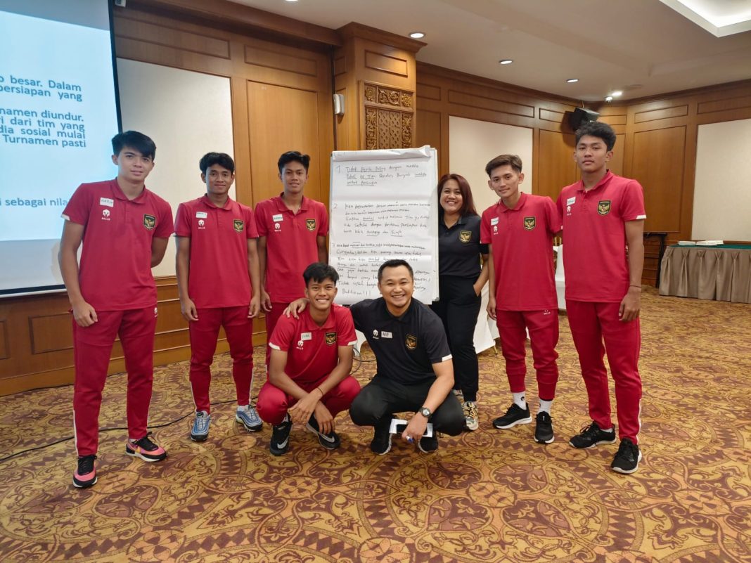 Tim U-17 Indonesia mengikuti psikotes di Hotel Sultan, Jakarta, Selasa (11/7/2023). (Dok/PSSI)