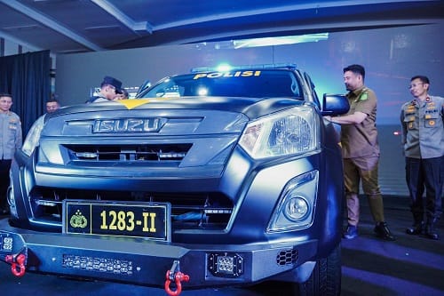 Wali Kota Medan Bobby Nasution hadir dalam kegiatan Unboxing Mobil Patroli Perintis Samapta Polrestabes Medan di Aula Tri Brata Mapolda Sumut, Senin (24/7/2023) sore. (Dok/Kominfo Medan)