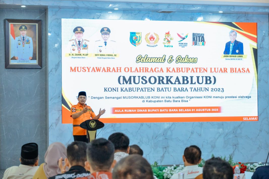 Bupati Batubara Ir H Zahir MAP membuka Musorkablub KONI Kabupaten Batubara tahun 2023, di Aula Rumah Dinas Bupati Batubara, Komplek Perumahan Inalum, Tanjung Gading, Kecamatan Sei Suka, Selasa (1/8/2023). (Dok/Kominfo Batubara)