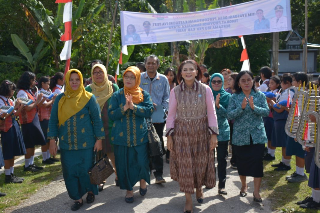 Tim Penggerak dan OPD Evaluasi IVA Test Pemprov Sumut kunjungi Kecamatan Lae Parira sebagai kecamatan percontohan IVA test di Dairi di Lae Parira, Kamis (3/8/2023). (Dok/Kominfo Dairi)