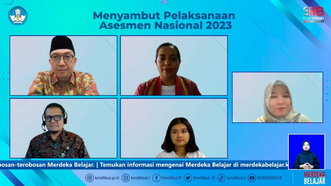 Webinar Silaturahmi Merdeka Belajar (SMB) dengan tema “Menyambut Pelaksanaan Asesmen Nasional”, Kamis (10/8/2023). (Dok/Kemendikbudristek RI)