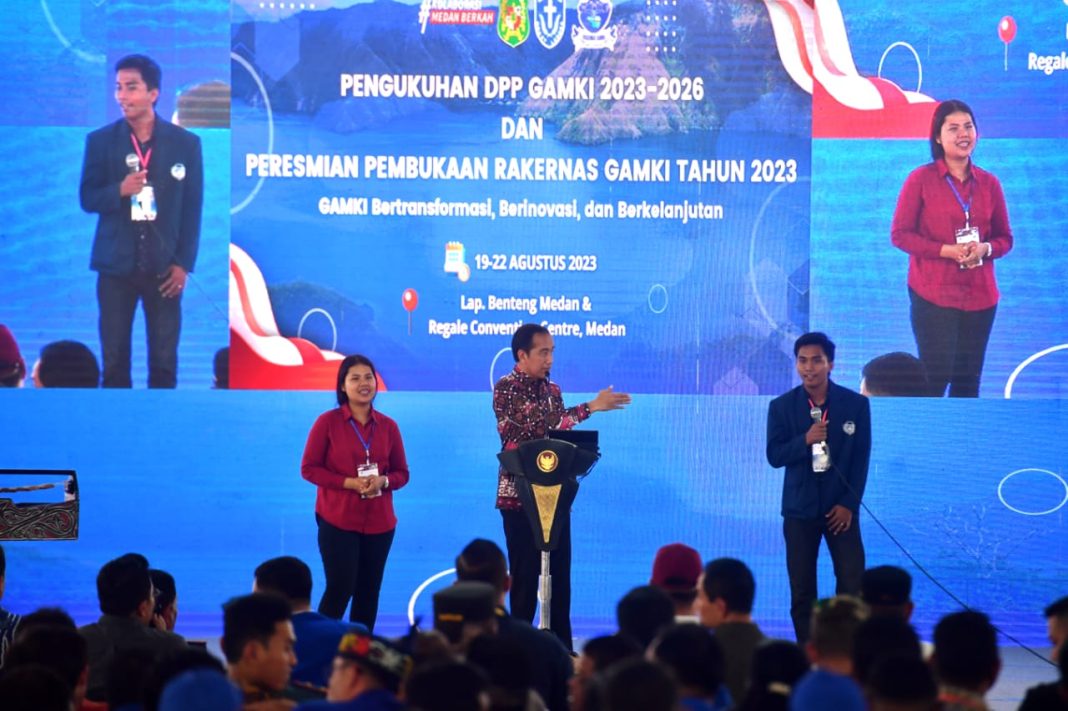 Presiden Jokowi saat menghadiri Pengukuhan Kepengurusan DPP dan Peresmian Pembukaan Rakernas GAMKI Tahun 2023, di Lapangan Benteng Medan, Provinsi Sumut, Sabtu (19/8/2023). (Dok/BPMI Setpres)