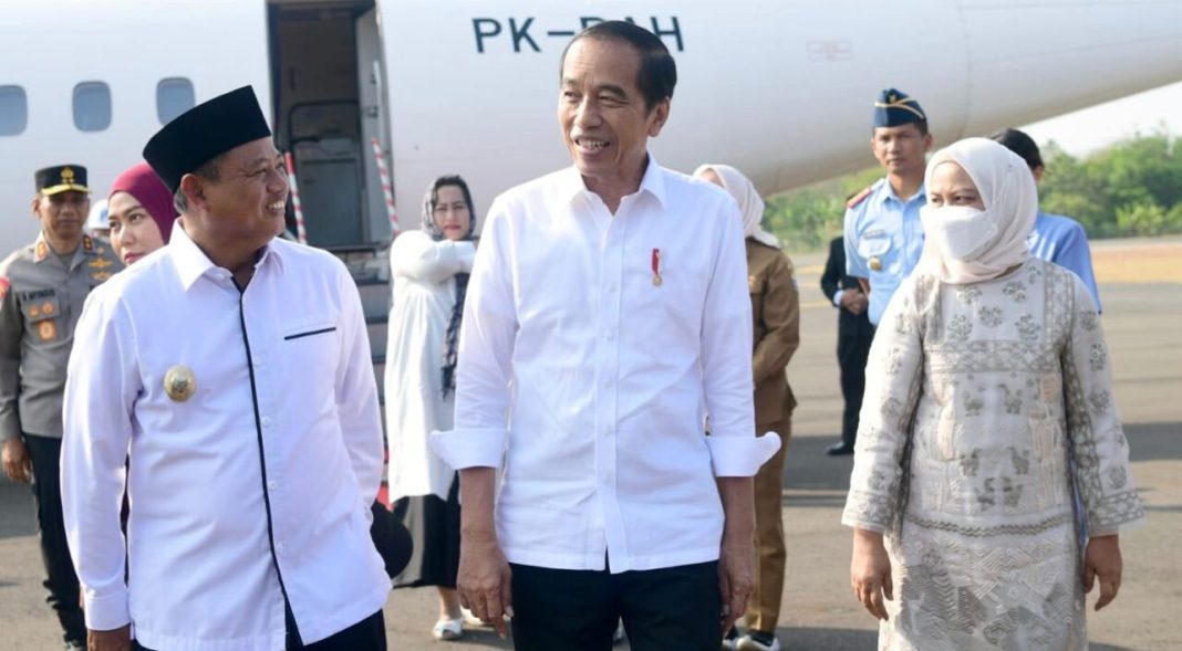 Presiden Jokowi dan Ibu Iriana Joko Widodo melakukan kunjungan kerja ke Kota Pekalongan, Provinsi Jawa Tengah, Selasa (29/8/2023).