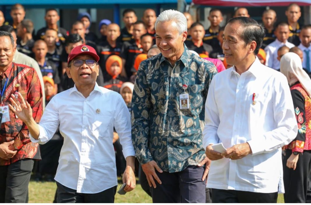 Presiden RI Jokowi didampingi Gubernur Jawa Tengah Ganjar Pranowo saat kunjungan kerjanya di Provinsi Jawa Tengah.