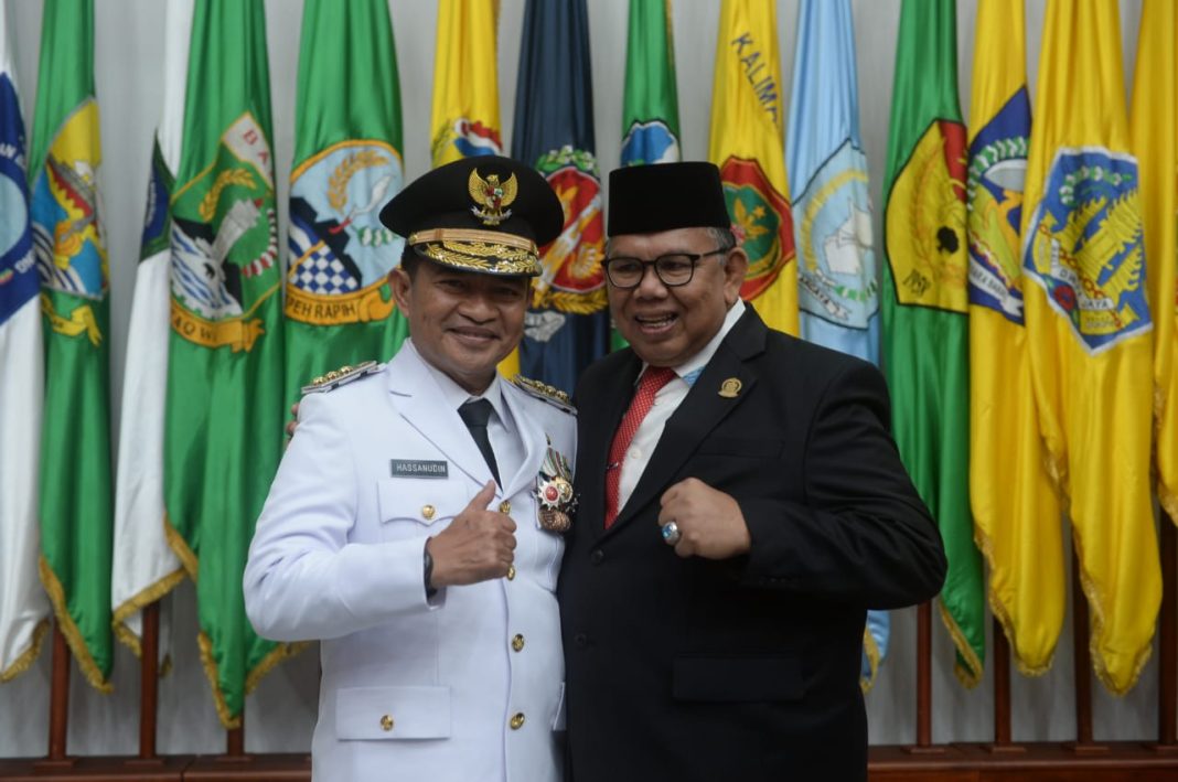 Ketua DPRD Sumut Drs Baskami Ginting foto bersama dengan Pj Gubernur Sumut Dr Hasanuddin seusai dilantik Mendagri Tito Karnavian di Jakarta, Selasa (5/9/2023).