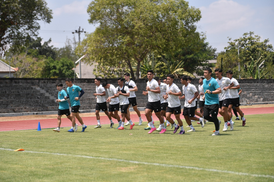 Para pemain yang mengadu nasib bermain di klub luar negeri, sudah ikut bergabung dalam pemusatan latihan Tim U-23 di Stadion Sriwedari Solo, Kamis (7/9/2023). (Dok/PSSI)