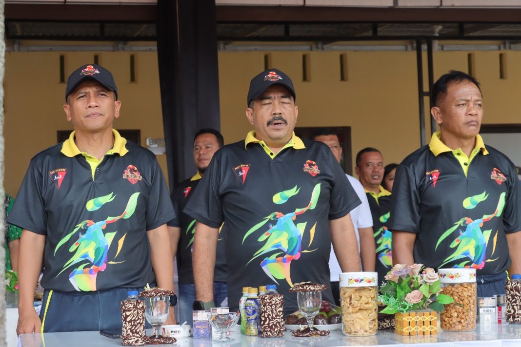 Kapolres Pematangsiantar AKBP Yogen Heroes Baruno menghadiri Open Turnamen Bola Voli Marcopolo Cup dan Piala Dansat Brimob Polda Sumut dalam rangka HUT ke-78 Korps Brimob Polri Tahun 2023 di Mako Subden 2 Batalyon B Sat Brimob, Jalan Ahmad Yani, Kota Pematangsiantar, Jumat (8/9/2023). (Dok/Humas Polres Pematangsiantar)