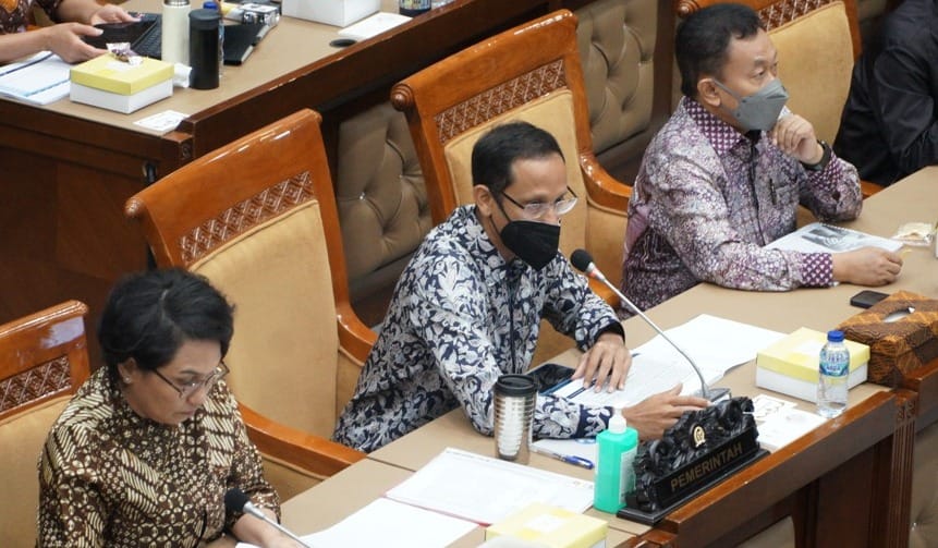 Mendikbudristek RI Nadiem Makarim dalam Rapat Kerja Komisi X DPR RI, di Jakarta, Kamis (7/9/2023). (Dok/Kemendikbudristek RI)