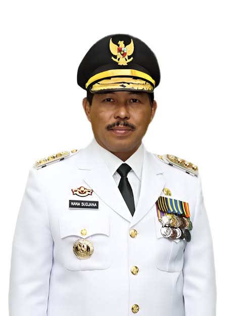 Pj Gubernur Jawa Tengah Nana Sudjana.