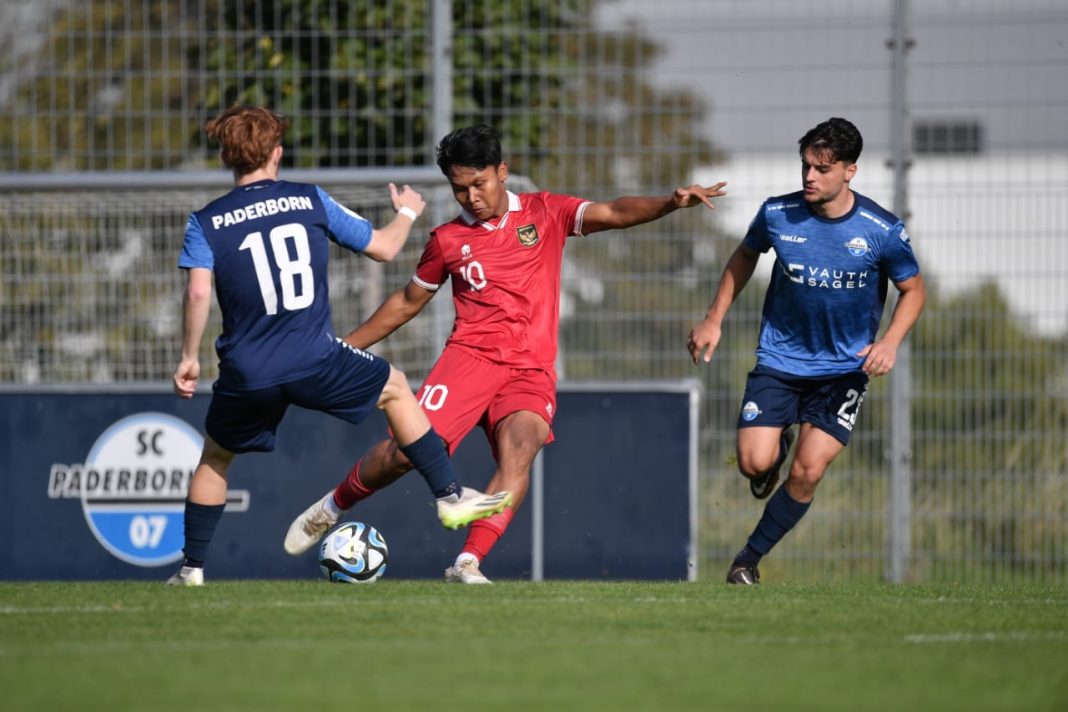 Tim U-17 Indonesia melawan SC Paderborn Youth (U-17 dan U-19) di laga uji coba kedua, Senin (2/10/2023). (Dok/PSSI)