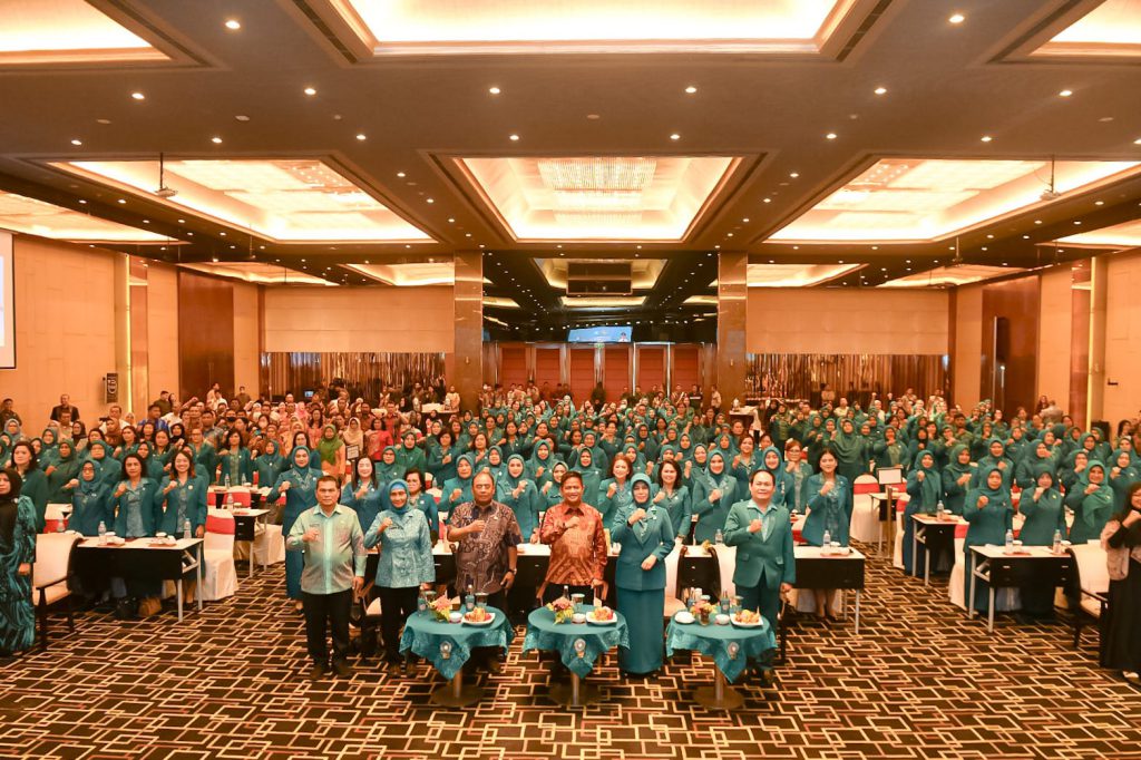 Rakonda TP PKK se Sumut di Hotel Grand Mercure Medan, Jumat (13/10/2023). (Dok/Kominfo Sergai)