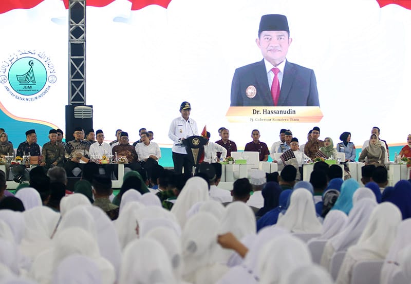 Pj Gubernur Sumut Hassanudin di acara Ikrar Merajut Keberagaman Nusantara dari Sumut di Gedung Serba Guna Pemprov Sumut, Jalan Williem Iskandar, Deliserdang, Kamis (19/10/2023). (Dok/Kominfo Sumut)