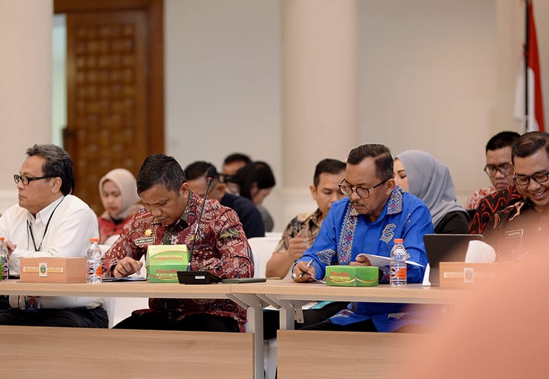 Proses rasionalisasi dilakukan bersama dengan KONI Pusat, Kemendagri, Kemenpora, dalam Rapat Koordinasi Persiapan Rencana Kerja dan Kebutuhan Anggaran Penyelenggaraan PON 2024 Aceh-Sumut Wilayah Sumut, di Aula Raja Inal Siregar, Kantor Gubernur, Jalan Diponegoro Nomor 30, Medan, Kamis (19/10/2023). (Dok/Kominfo Sumut)