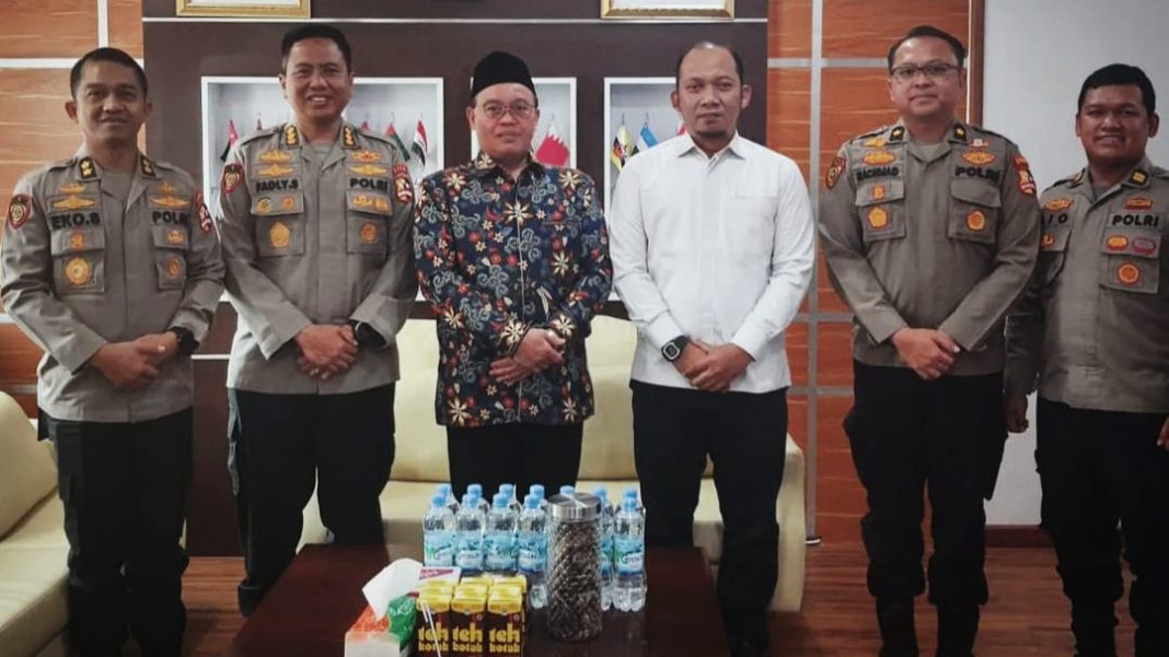 Kemenag bersama Polri akan merekrut para hafiz dan hafizah berprestasi untuk menjadi anggota polisi.