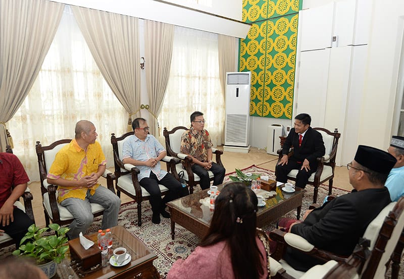 Pj Gubernur Sumut Dr Hassanudin pada acara pelepasan Kontingen STG di Hall Rumah Dinas Gubernur Sumut, Jalan Sudirman Nomor 41 Medan, Sabtu (28/10/2023). (Dok/Kominfo Sumut)