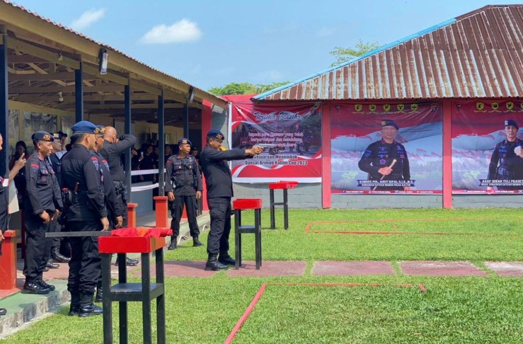 Satuan Brimob Polda Kaltim menggelar lomba menembak Dansat Brimob Polda Kaltim Cup 2023, di Lapangan Tembak Stalkuda Satbrimob Polda Kaltim, Kota Balikpapan.