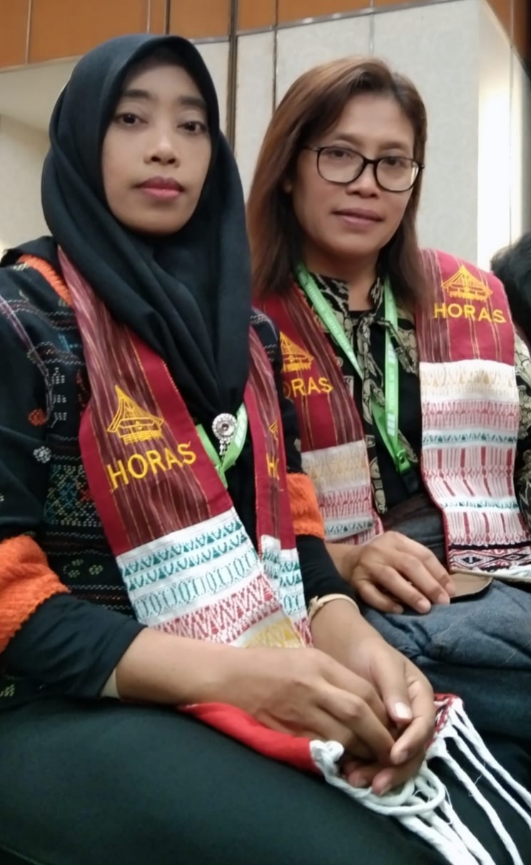 Dua Kader Posyandu asal Simalungun Eva Maria Nora Hutagalung (kanan) dan Indriani mengikuti Jambore Tingkat Nasional di Jakarta, Senin (13/11/2023).