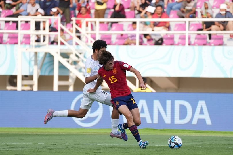 Duel Uzbekistan U-17 vs Spanyol U-17 di laga match day 3 Grup B Piala Dunia U-17 2023 di Stadion Manahan, Solo, Kamis (16/11/2023) sore WIB.