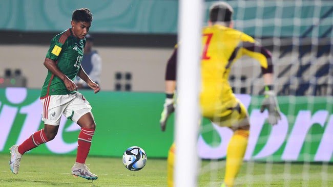 Laga Meksiko U-17 vs Jerman U-17 digelar di Stadion Si Jalak Harupat, Soreang, Kabupaten Bandung, Minggu (12/11/2023). Pertandingan Grup F itu dimenangkan Jerman dengan skor telak, 3-1.