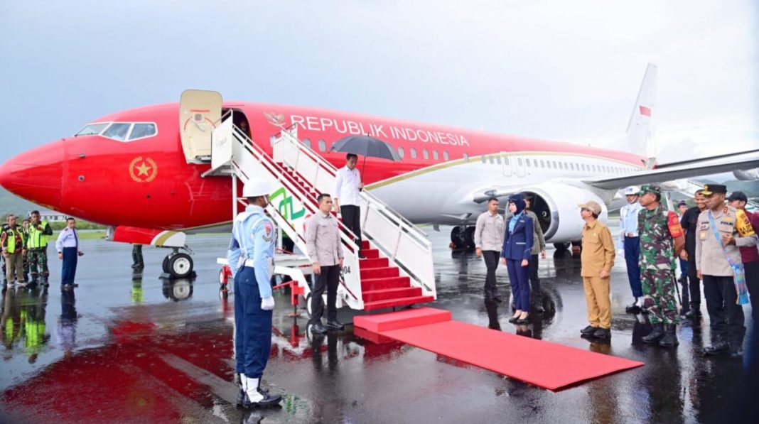 Presiden Jokowi melakukan kunjungan kerja ke Provinsi Nusa Tenggara Timur, Senin (4/12/2023).