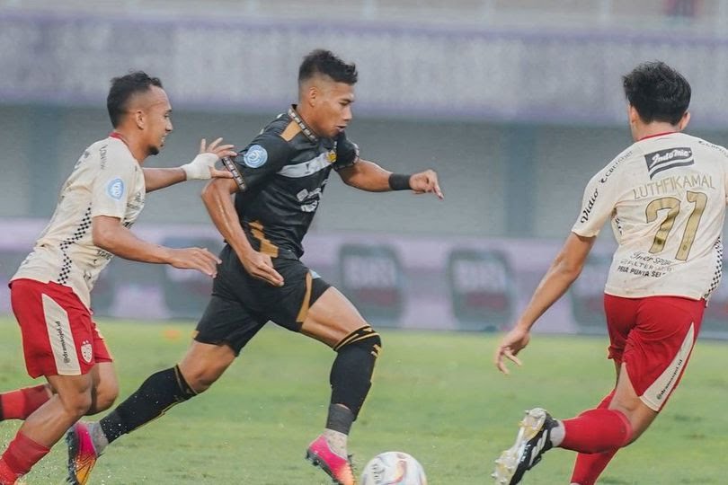 Duel pekan ke-22 BRI Liga 1 2023/2024: Dewa United melawan Bali United, Jumat (8/12/2023).