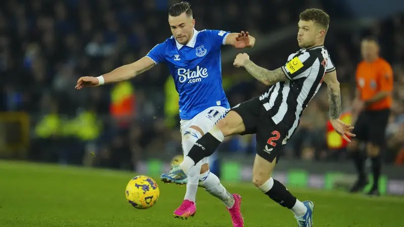 Everton sukses menghajar Newcastle dengan skor 3-0, Jumat (8/12/2023) dini hari WIB.